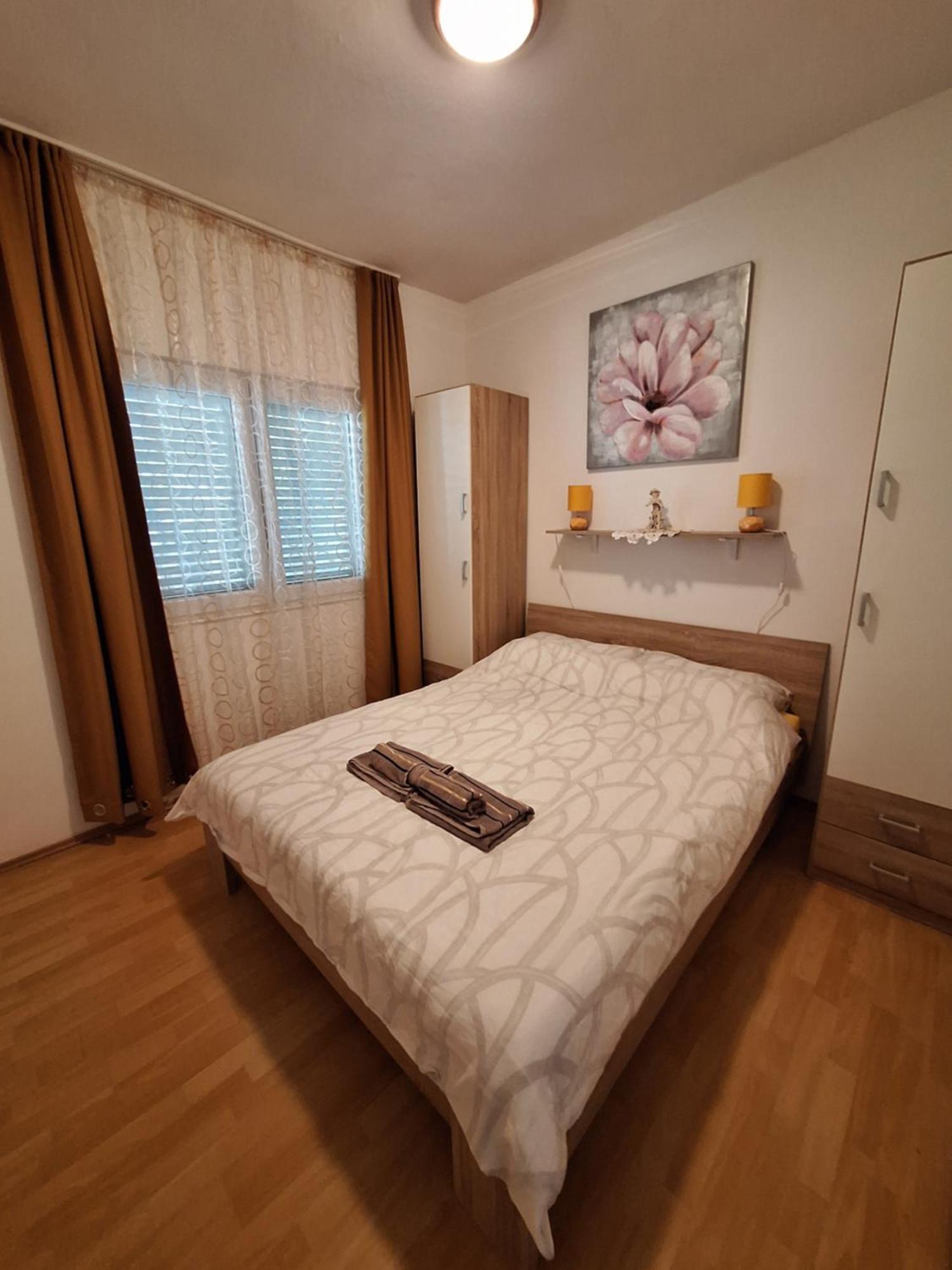Kuca Za Odmor Coccoli Apartment Karlobag Exterior photo